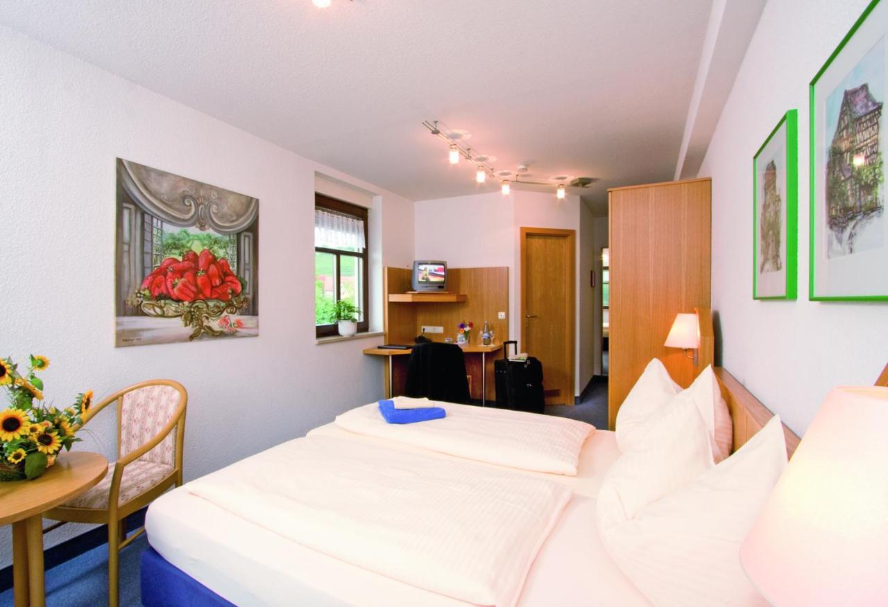 Gasthof Hotel Anker Sommerhausen Dış mekan fotoğraf